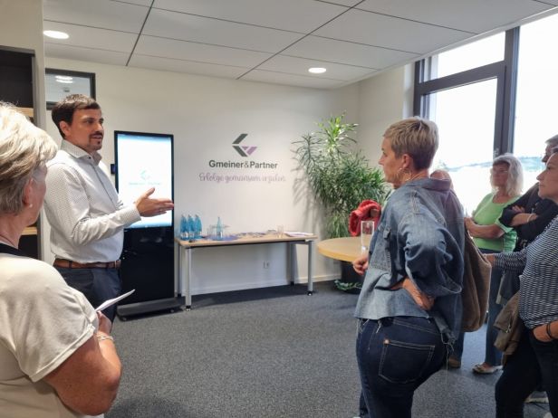 Landfrauen Stadelhofen besuchen HDI Campus