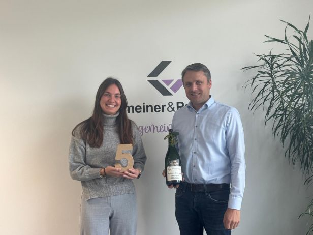 Gratulation zu 5 Jahren Betriebszugehörigkeit